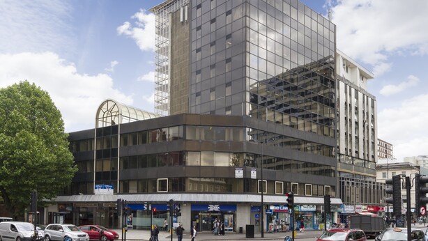 Unclassified image, 1 of 52, button - Metro Apartments (London)