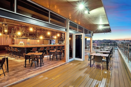 Bar (en la propiedad)