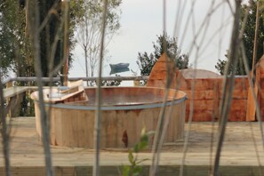 Kolam renang tertutup/terbuka