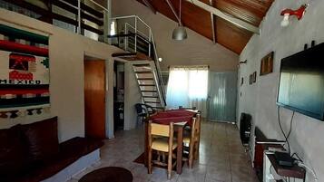 Caja de seguridad en la habitación y decoración personalizada