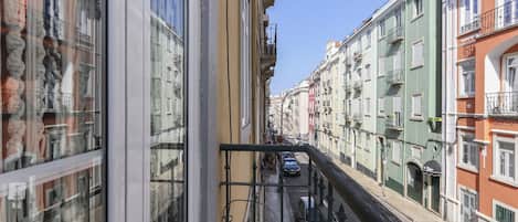Apartment, 2 Bedrooms, Balcony | Balcony