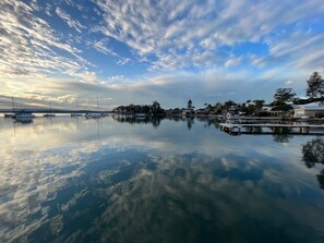 Marina - Sand Lake House- Absolute Waterfront Holiday Home at Lake Macquarie  (Mannering park)
