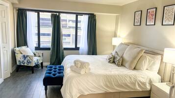 1 bedroom, in-room safe, iron/ironing board, free WiFi