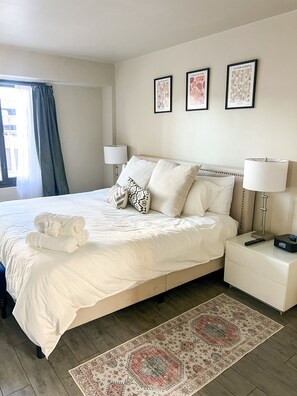 1 bedroom, in-room safe, iron/ironing board, free WiFi