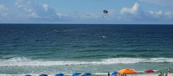 Modern Beachfront Corner, 2 Kings, In Season Beach Srvc for 2, 65 "TV / XBox 