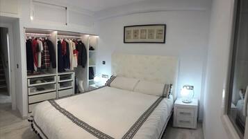 3 sovrum, strykjÀrn/strykbrÀda, wi-fi och sÀngklÀder