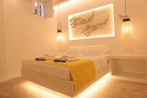 2 bedrooms, in-room safe, iron/ironing board, WiFi