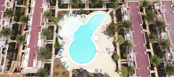 Vakker leilighet i første etasje med sørvendt uteplass og hage