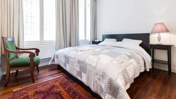 3 chambres, lit parapluie, Wi-Fi, draps fournis