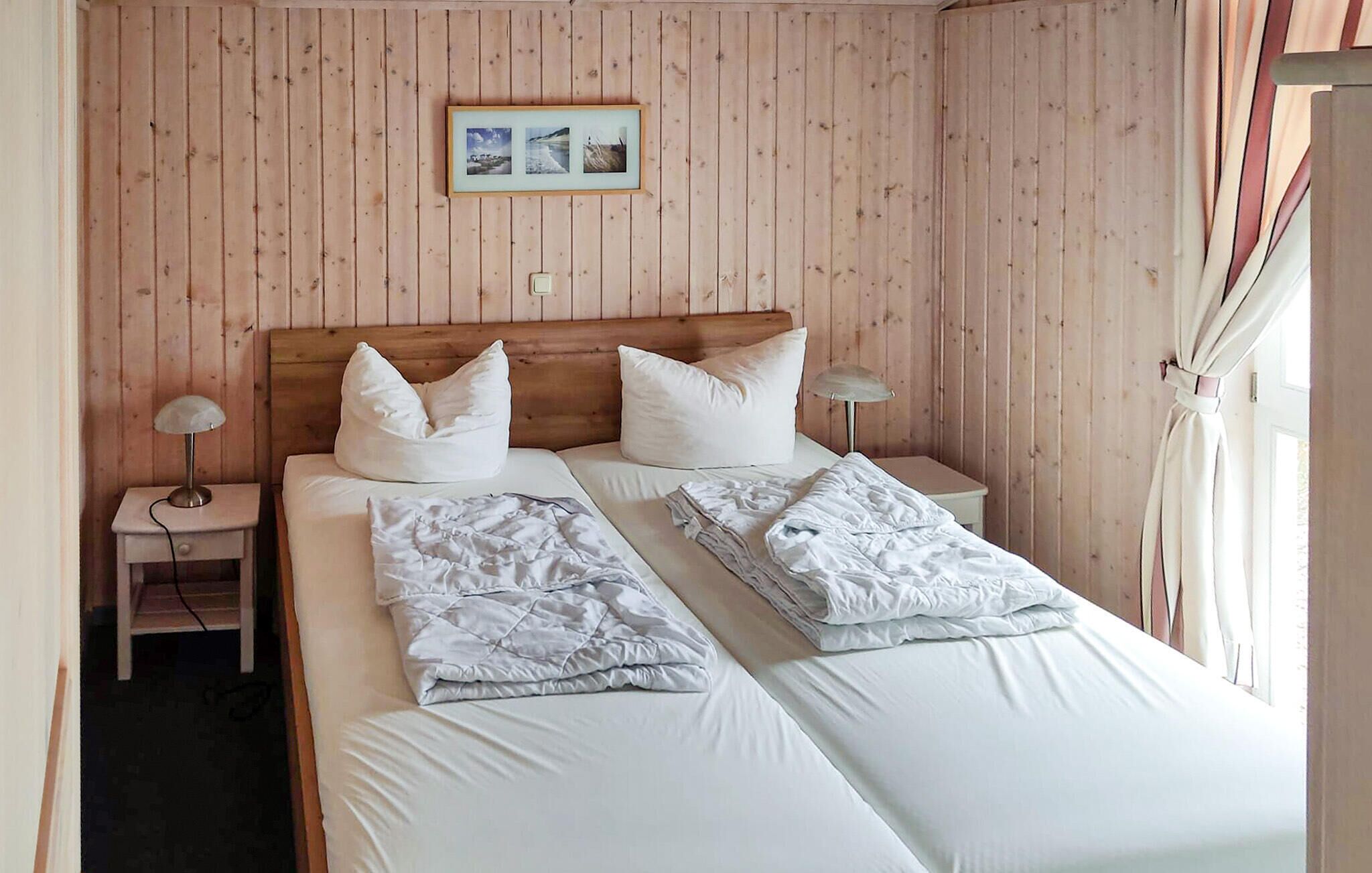 2 Schlafzimmer, Reisekinderbett, kostenloses WLAN, Bettwäsche