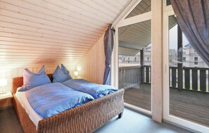 2 bedrooms, free WiFi, bed sheets