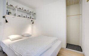 3 bedrooms, travel crib, free WiFi - Cozy home in Sydals with kitchen (Sydals)