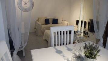 Fernseher, Stereoanlage