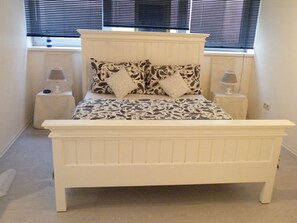 1 bedroom, Internet, bed sheets