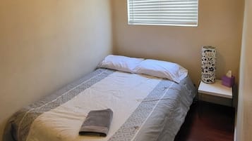2 slaapkamers, een strijkplank/strijkijzer, wifi, beddengoed