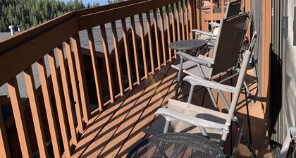 Vistas al lago y montaña Condo - 5 min. conducir al lago, esquí y golf