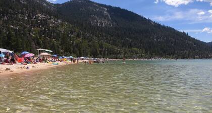 Lake & Mountain Views Condo - 5 min. drive to lake, ski and golf