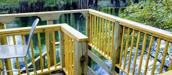 Le Coppertop Inn sur la rivière Ichetucknee Les animaux domestiques sont les bienvenus 