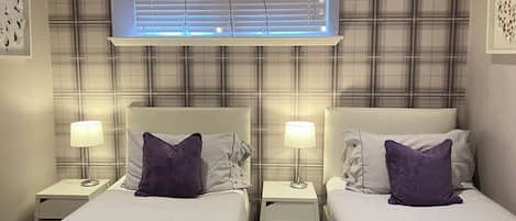 2 bedrooms, iron/ironing board, travel crib, internet