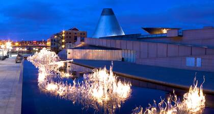 Tacoma's Theater District Charming Studio with Deck! Third floor condo.