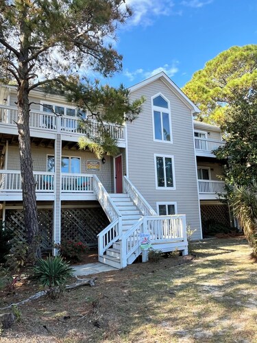 Aller vite! Réservez vos vacances d'été 2020 maintenant!