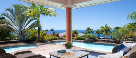 Alberca al aire libre