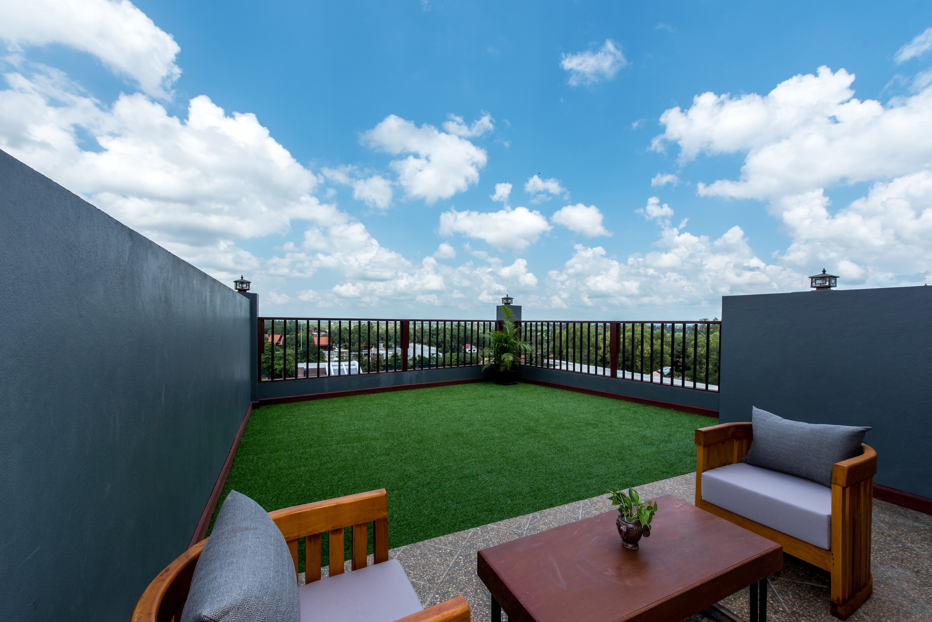 premier room with balcony | balcony