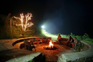 Property grounds - Banlekhi (Dhari)
