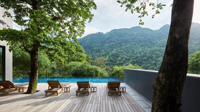 The Roseate Ganges Rishikesh