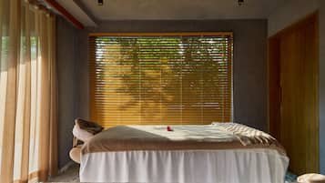Executive Villa, Hi-Tea, 25% Discount Food & Soft Beverages, Spa, Laundry & Car Services | Insonorización, wifi gratis y ropa de cama