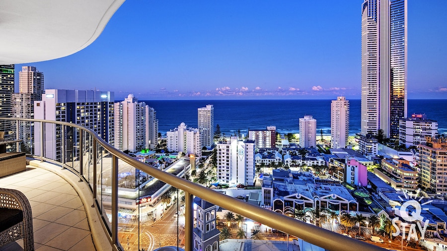 Chevron Renaissance - Q Stay