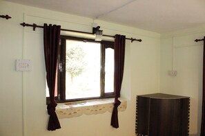 Rollaway beds, bed sheets