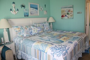 Iron/ironing board, free WiFi, bed sheets