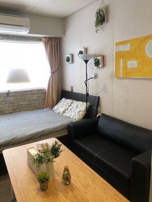 Room 101 Non smoking (private shower, toilet, terrace, up to 6 people) | Blackout curtains, soundproofing, iron/ironing board, free WiFi - Tokyo Art House (Tokyo)