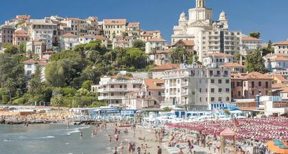 Lovely home in Imperia -IM-