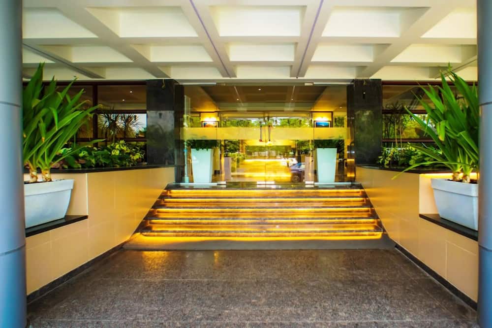 Mastiff Hotel Chinchwad by OTHPL