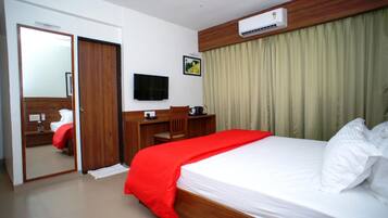 In-room safe, iron/ironing board, rollaway beds, free WiFi