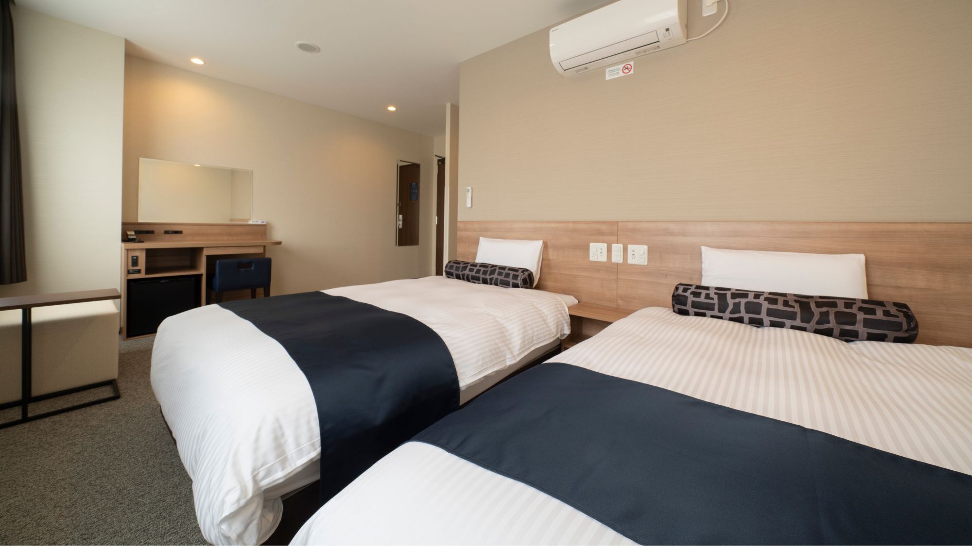 Desk, free WiFi, bed sheets, wheelchair access