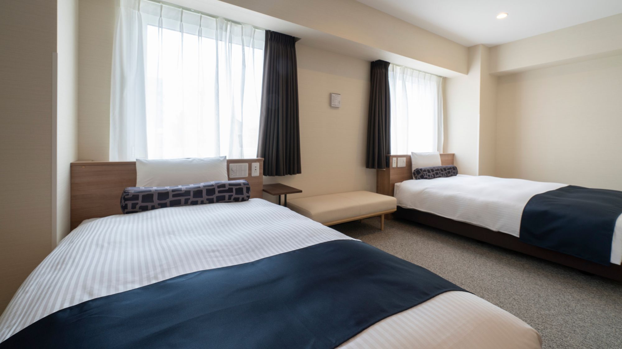 Desk, free WiFi, bed sheets, wheelchair access