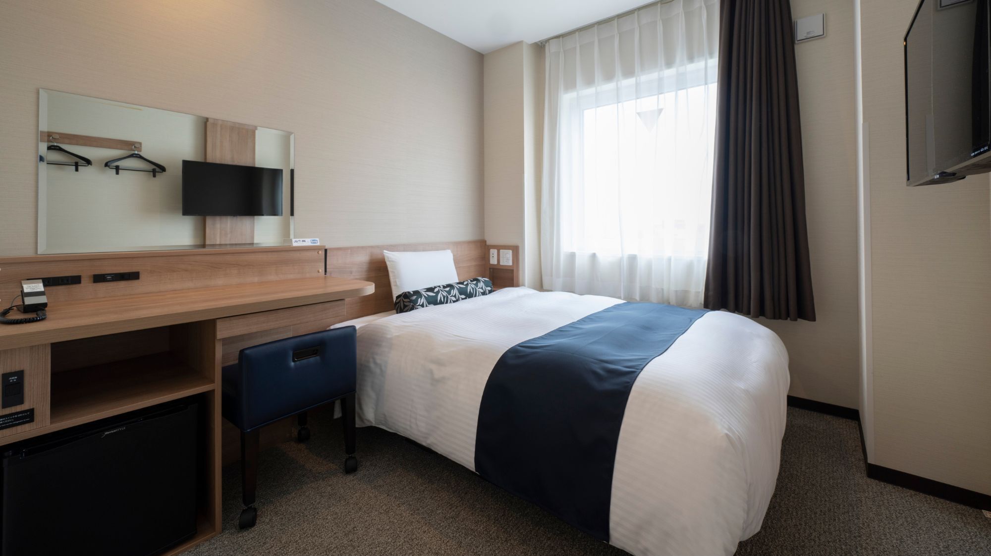 Desk, free WiFi, bed sheets, wheelchair access