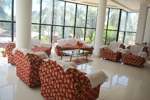 Khu tiếp khách ở sảnh