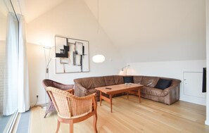 Tv, pejs, dvd-afspiller