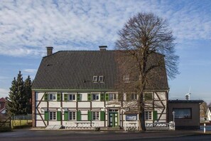 Front of property - Lindenschänke Hotel garni (Werl)