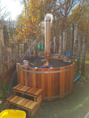 Baignoire à remous extérieure