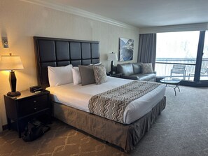 2 bedrooms, in-room safe, iron/ironing board, travel cot - Snowbird Cliff Club / Ski in -Ski out!! Dec. 27, 2025 – Jan. 3, 2026, 8050/wk (Snowbird)
