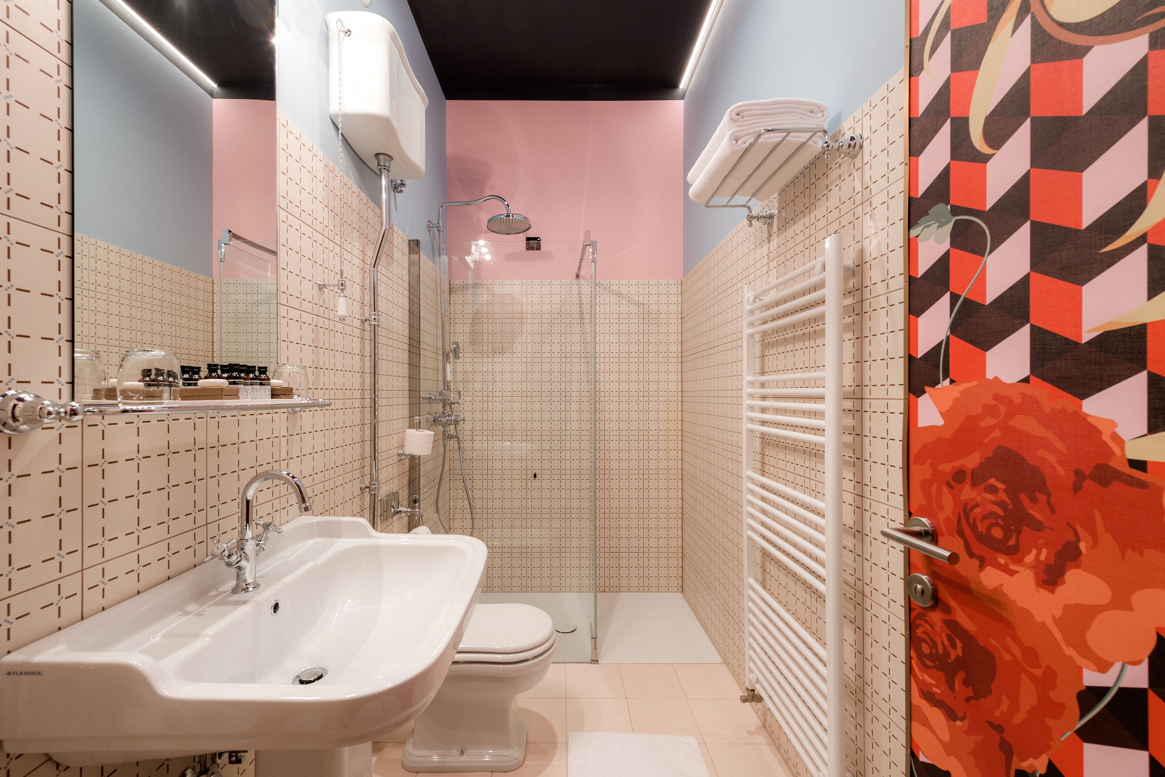 shower, rainfall showerhead, free toiletries, hair dryer