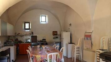 Standaard slaapzaal, en-suite badkamer (Chambre rêve de Nacre) | Restaurant