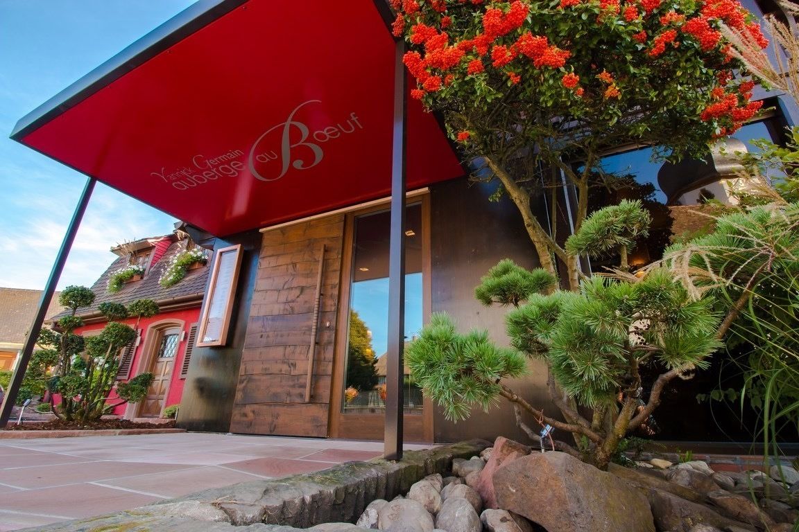 lunch and dinner served, french cuisine