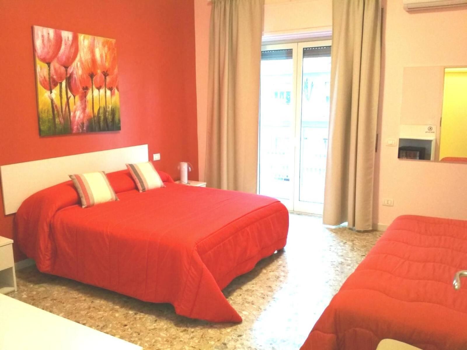 Photo - Michelangelo Rooms