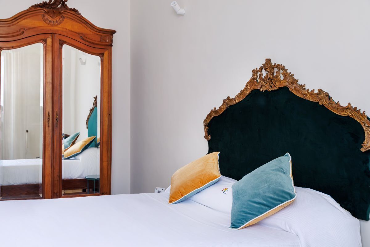 1 bedroom, blackout drapes, free cribs/infant beds, free WiFi